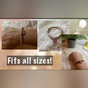 Peaches themed braclet for any ages and has cute charm